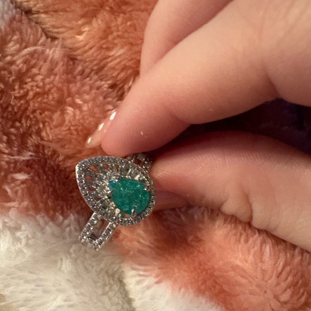 size 10 Emerald Teardrop Halo Ring - Green Center Stone Women Jewelry